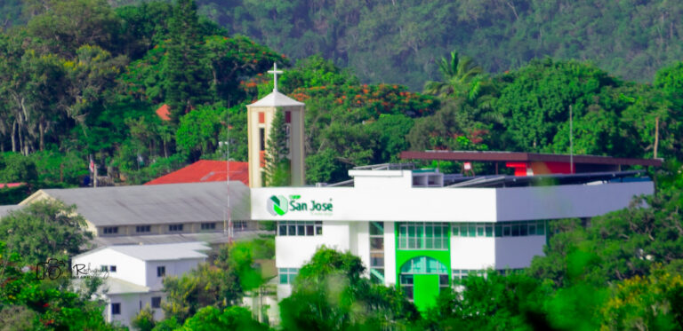 Cooperativa San José y la glesia San José.