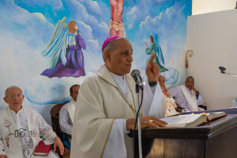 Monseñor Freddy Bretón