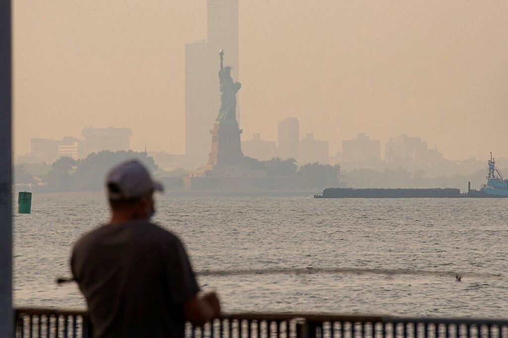 HUMO NY INCENDIO CANADA