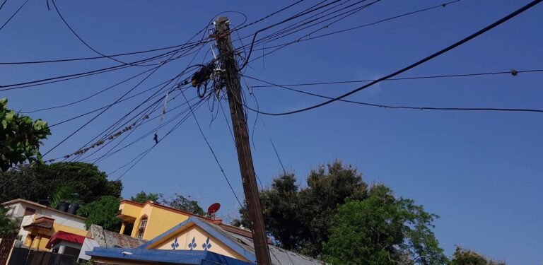 POSTE EN PELIGRO (2)