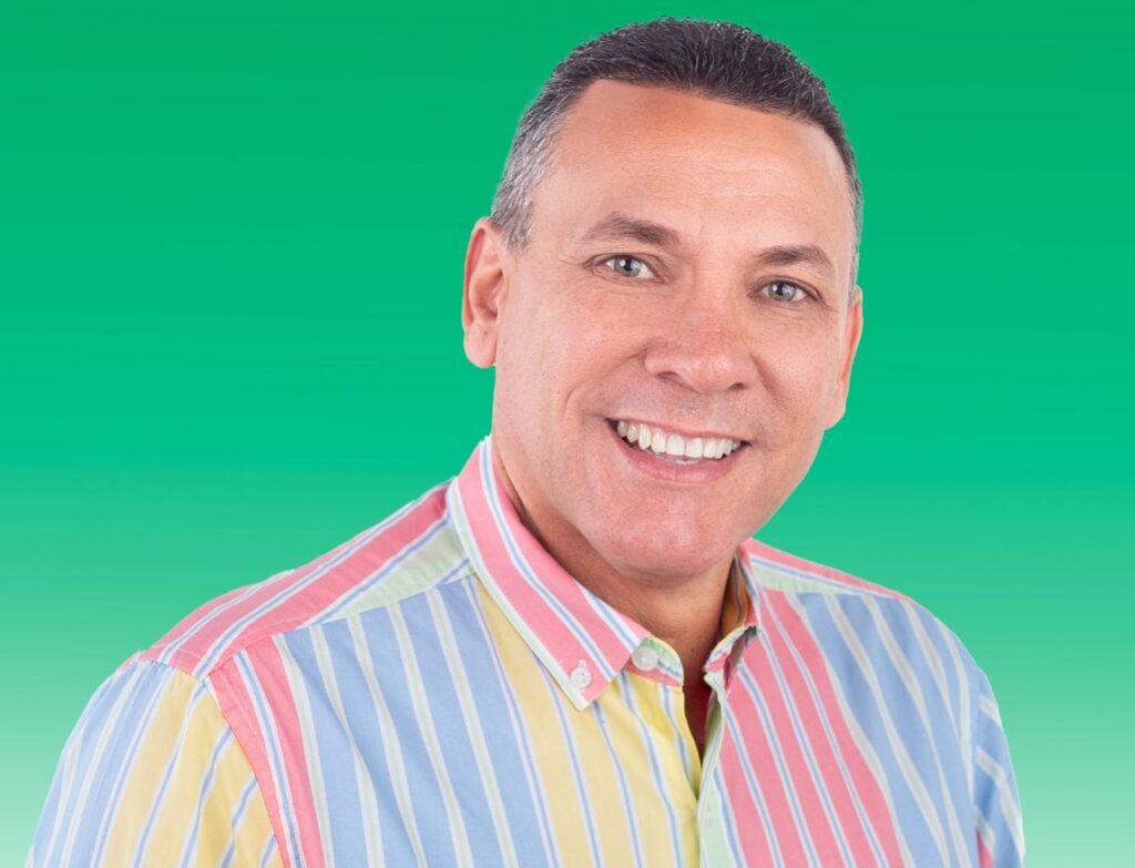 ROBERTO ESPINAL