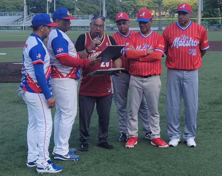 LOS MAESTROS