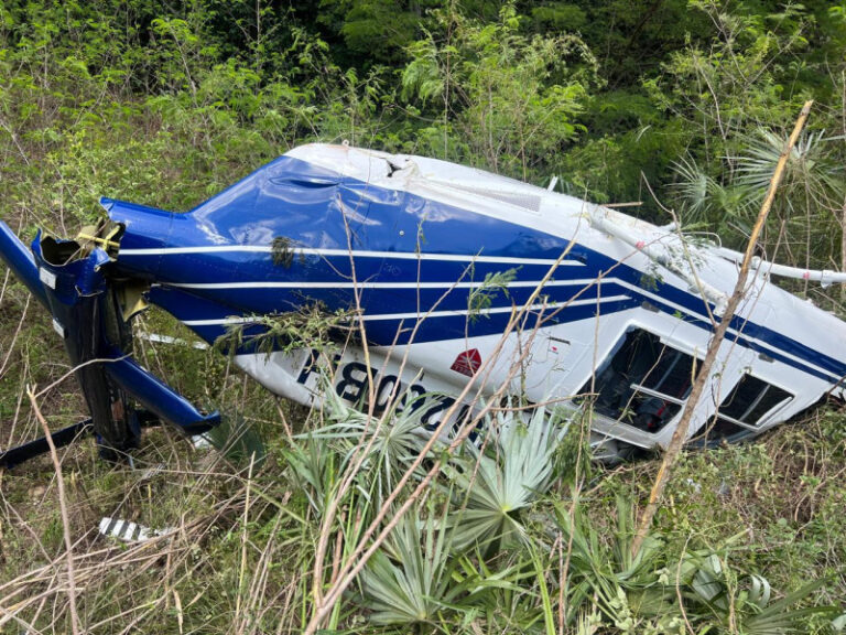 helicóptero Monción