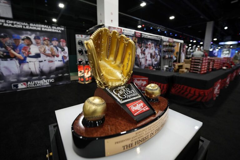 Guantes de Oro 2024