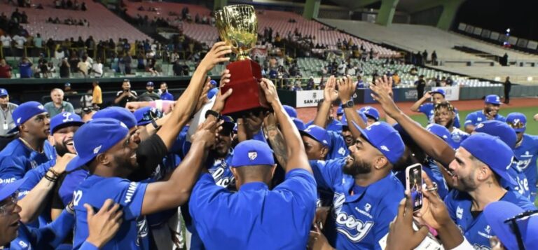 LICEY TITANES DEL CARIBE