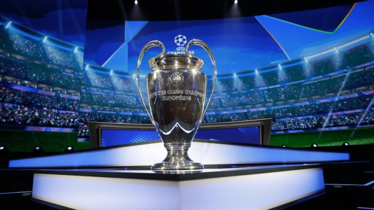 El trofeo de la Liga de Campeones