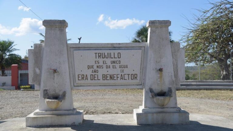 PILETA TRUJILLO