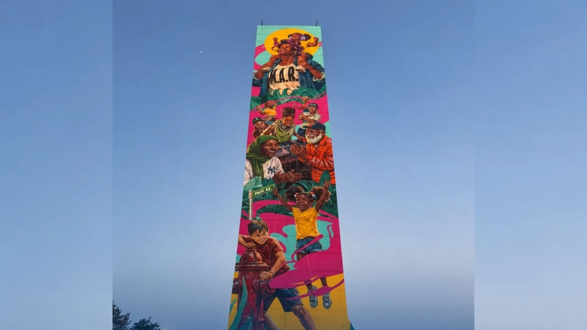 MURAL